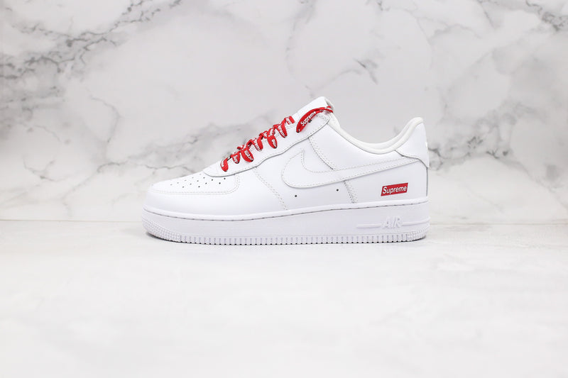 Air Force 1 Low x Supreme White