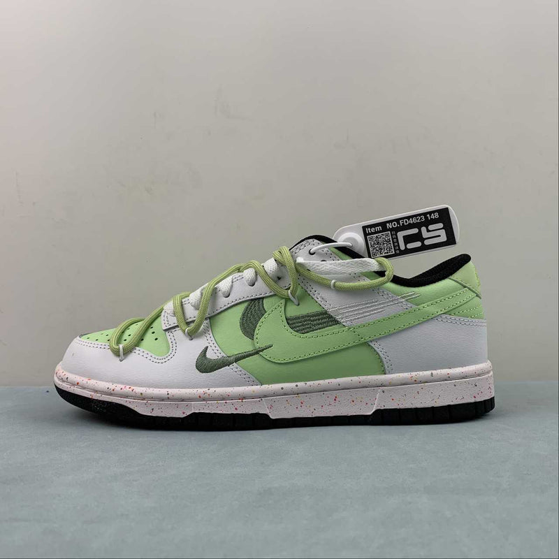 Dunk Low - Multiple Swoosh Green