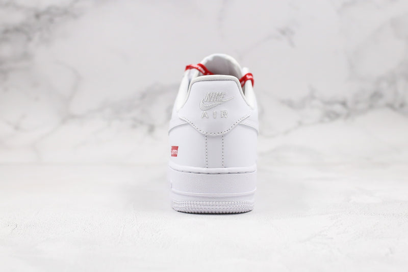 Air Force 1 Low x Supreme White