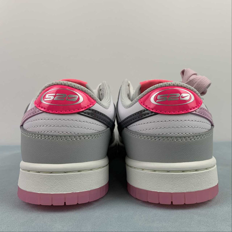 Dunk Low - 520 Pack Pink