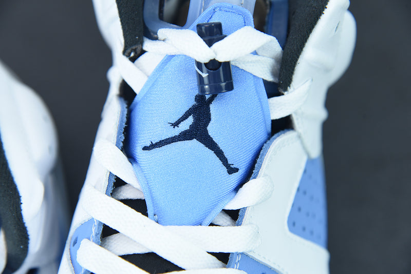 Air Jordan 6 - UNC