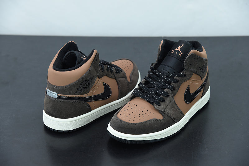 Air Jordan 1 Mid - Dark Chocolate