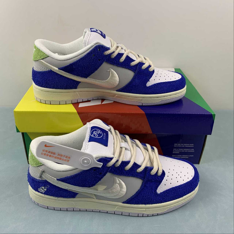 Dunk Low - Fly Streetwear Gardenia