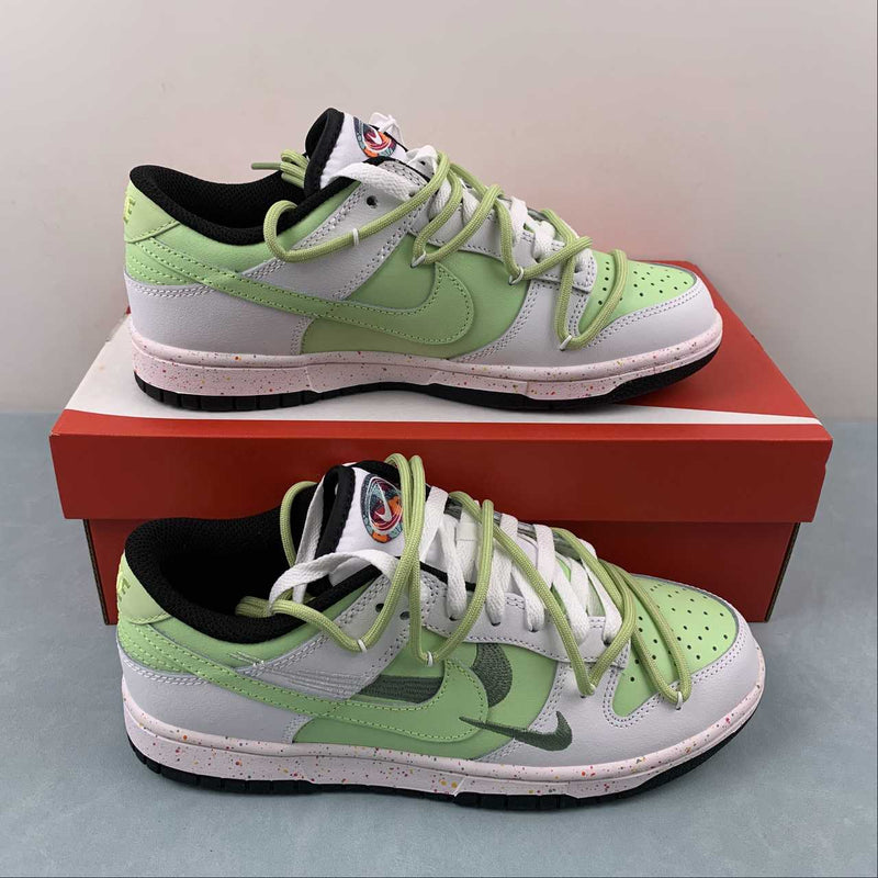 Dunk Low - Multiple Swoosh Green