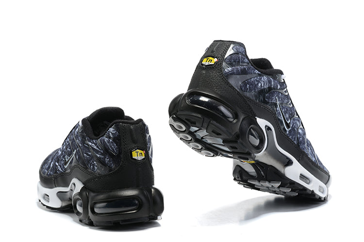 Air Max Plus - Dark Smoke Grey