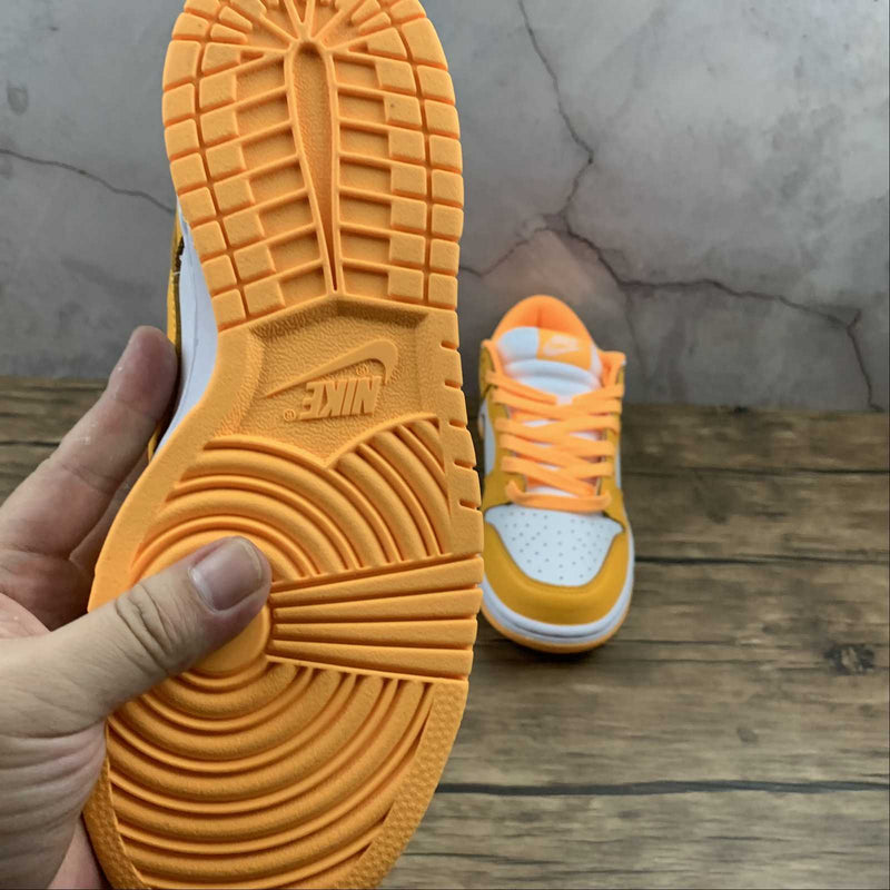 Dunk Low - Laser Orange