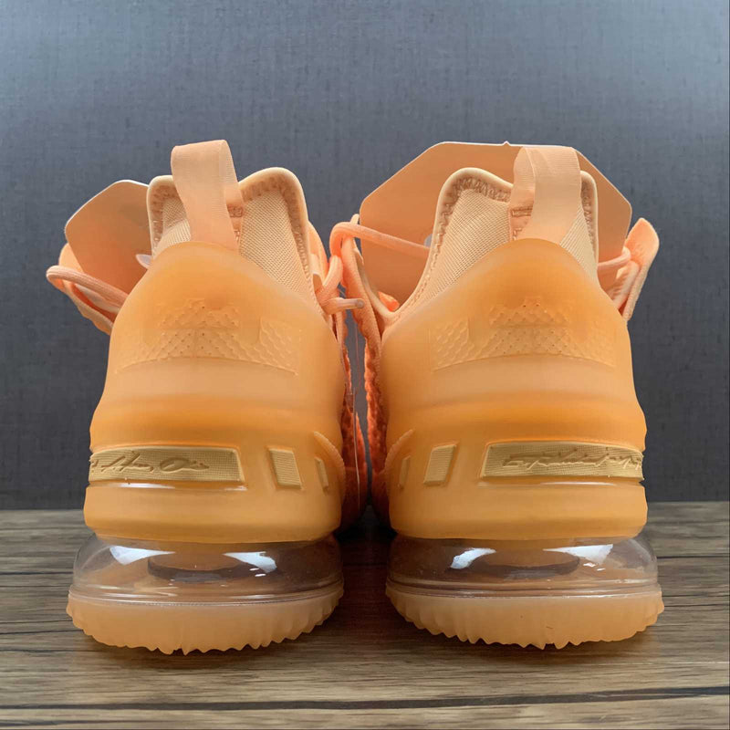 LeBron James 18 - Melon Tint