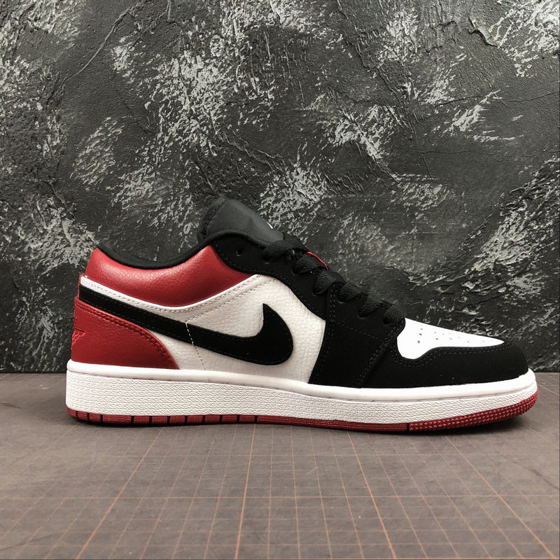 Jordan 1 Low - Black Toe