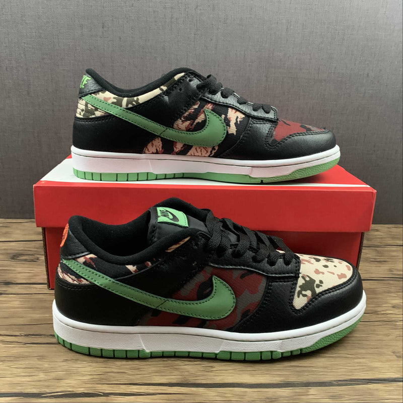 Dunk Low - Crazy Camo