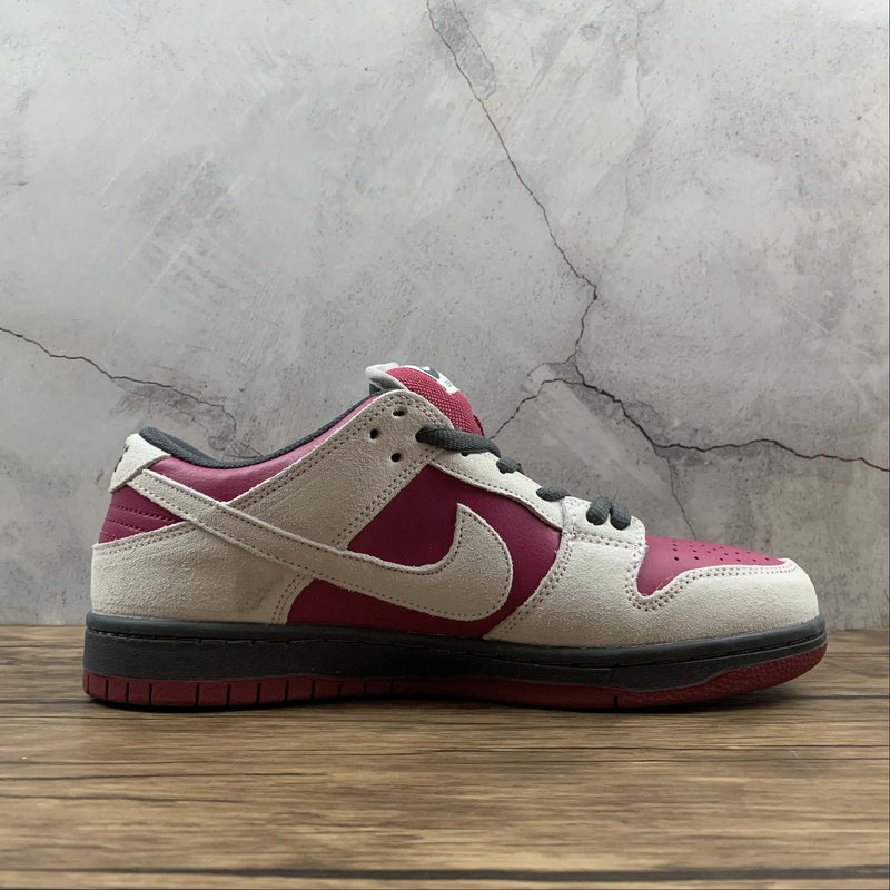 Dunk Low - Atmosphere Grey True Berry