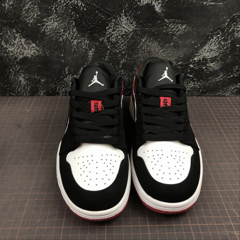 Jordan 1 Low - Black Toe