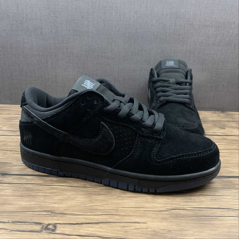 Dunk Low - SP Undefeated 5 On It Black