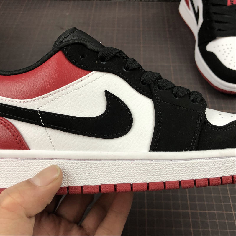 Jordan 1 Low - Black Toe