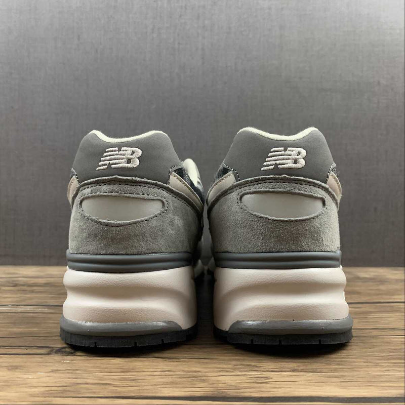 New Balance 999 - Silver