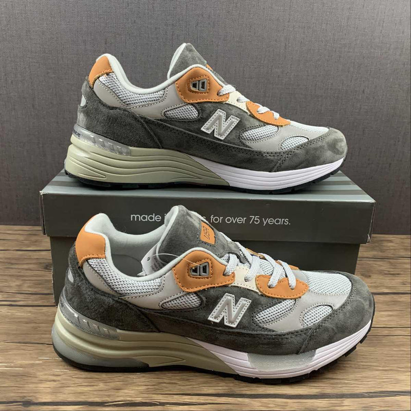 New Balance 992 - Grey Orange