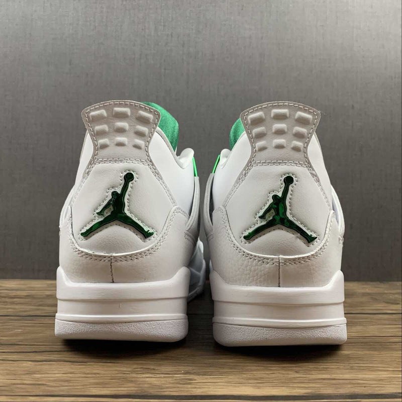 Air Jordan 4 - Metallic Green