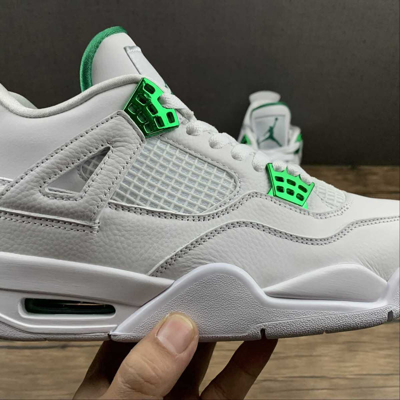 Air Jordan 4 - Metallic Green