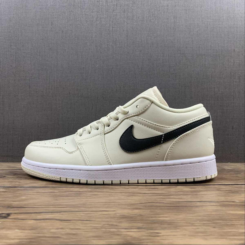 Air Jordan 1 - Coconut Milk