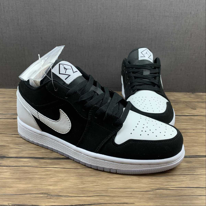 Air Jordan 1 - Black Diamond