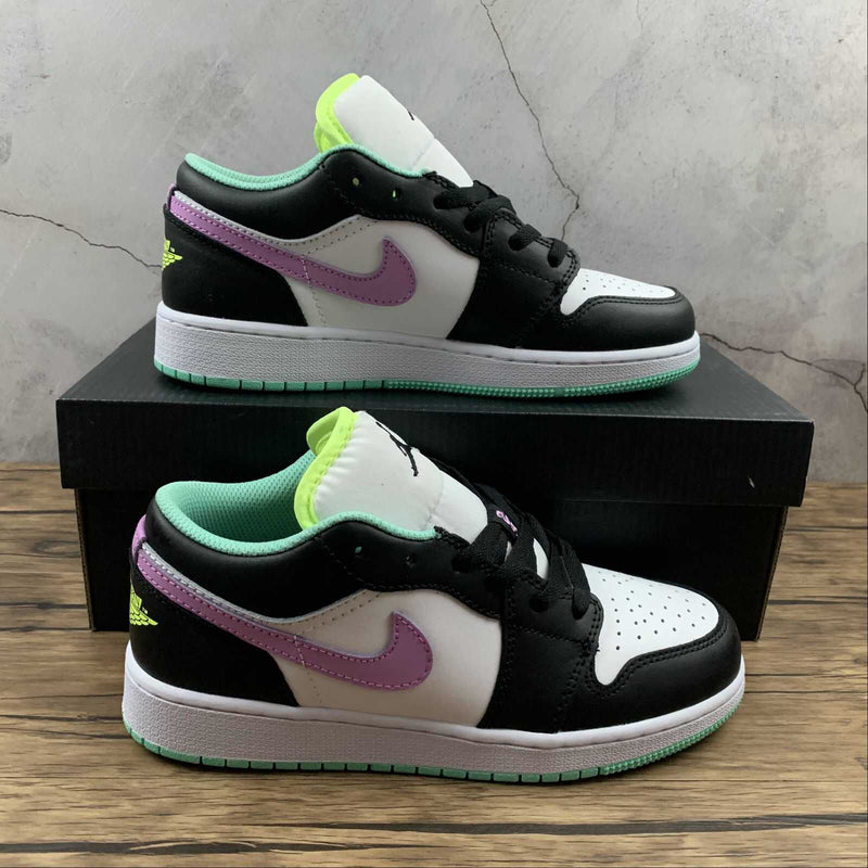 Air Jordan 1 - Glow Violet