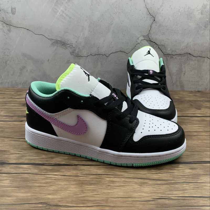 Air Jordan 1 - Glow Violet