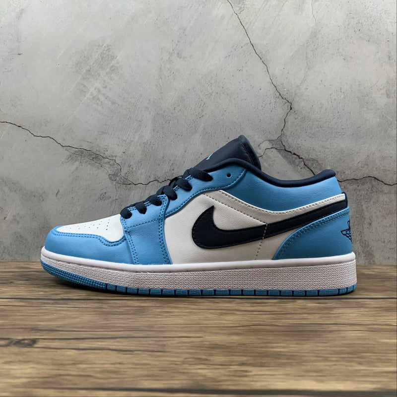 Air Jordan 1 - UNC Black Swoosh