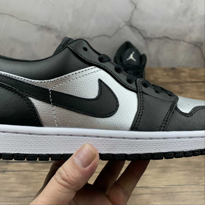 Air Jordan 1 - Silver Metallic