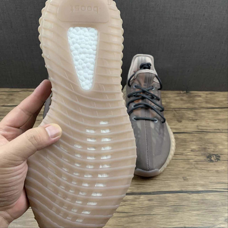 Yeezy Boost 350 V2 - Mono Mist