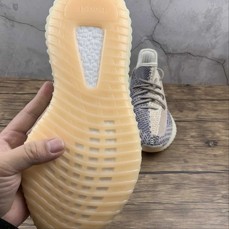 Yeezy Boost 350 V2 - Ash Pearl