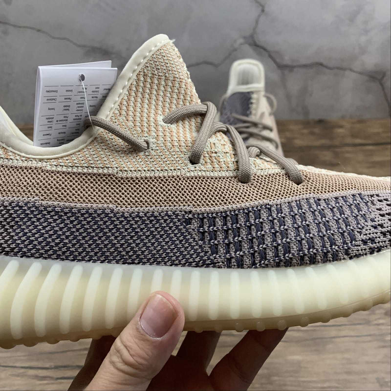 Yeezy Boost 350 V2 - Ash Pearl