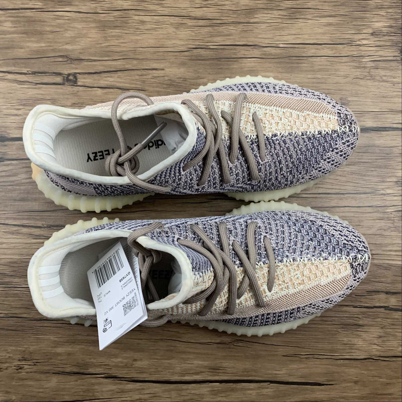 Yeezy Boost 350 V2 - Ash Pearl