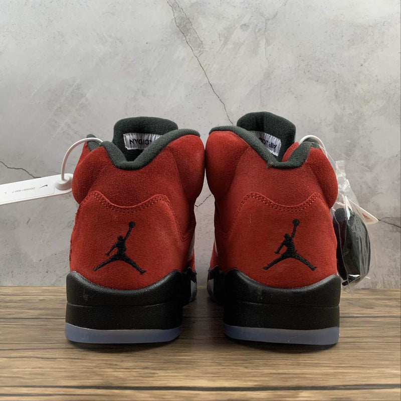 Air Jordan 5 - Raging Bull