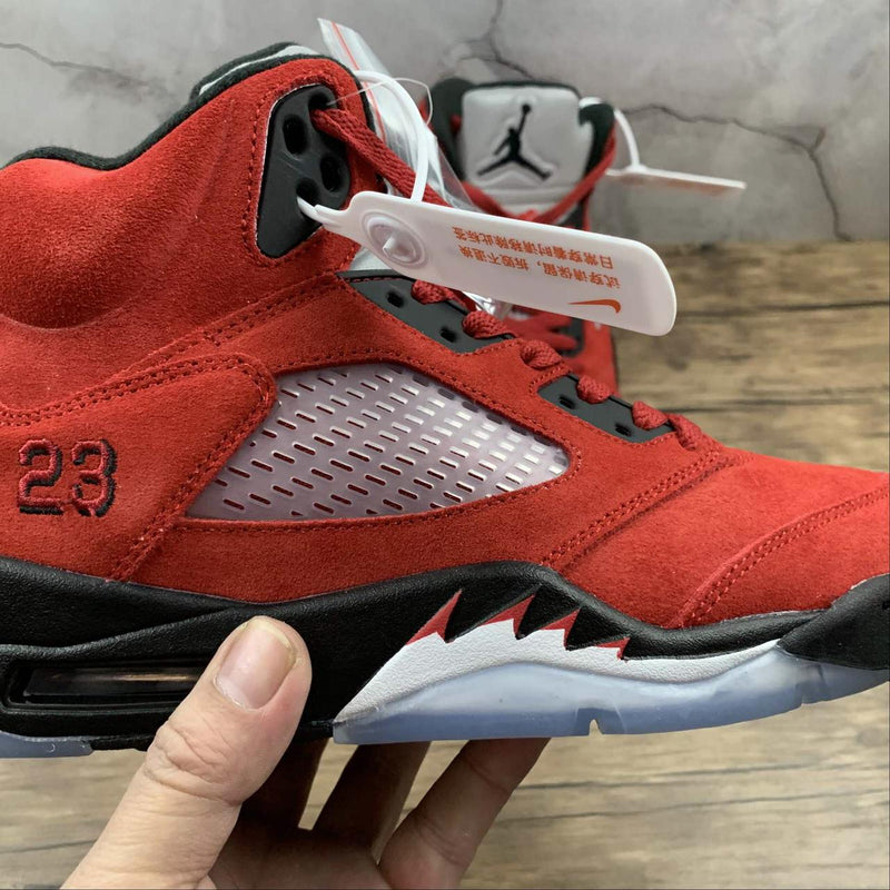 Air Jordan 5 - Raging Bull