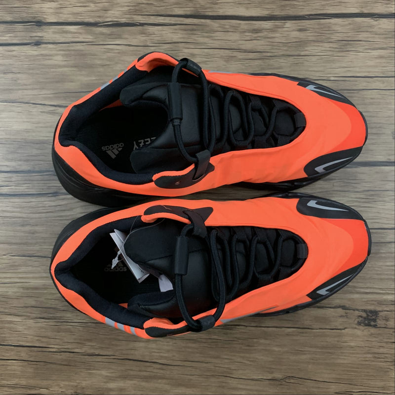 Yeezy Boost 700 - MNVN Orange