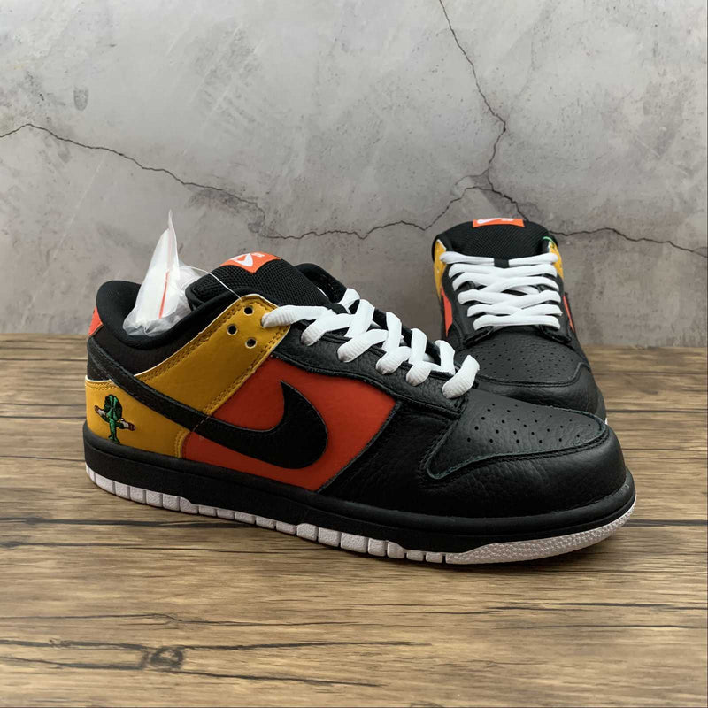 Dunk Low - Raygun