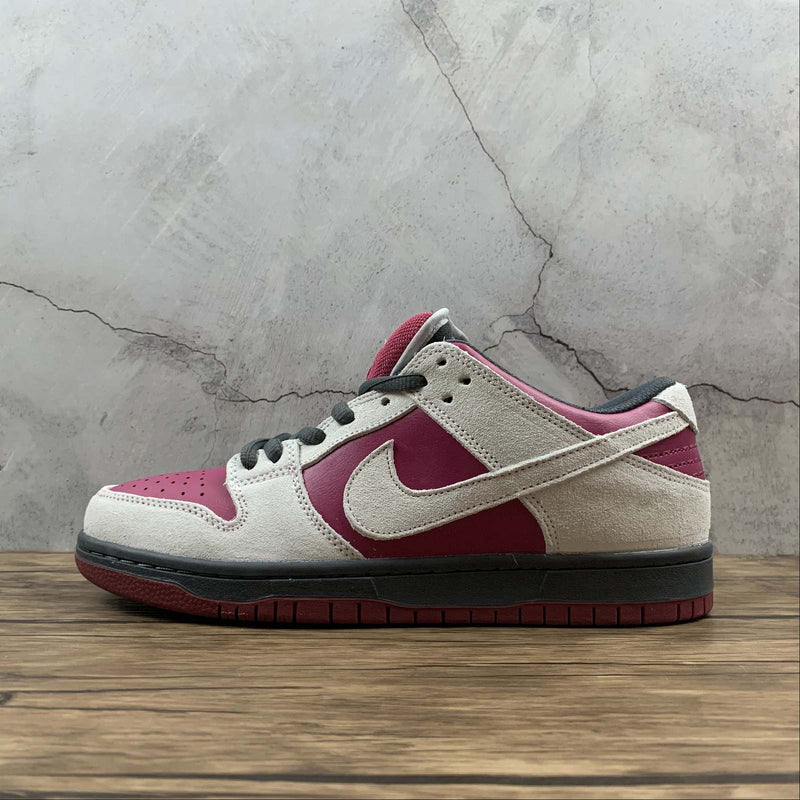 Dunk Low - Atmosphere Grey True Berry