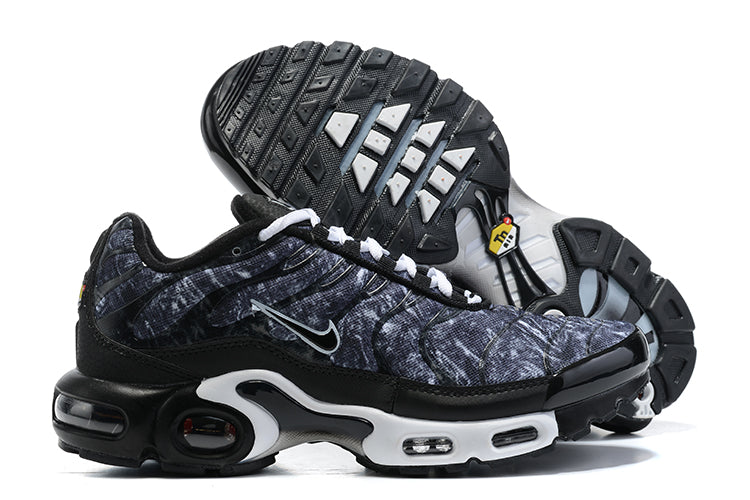 Air Max Plus - Dark Smoke Grey