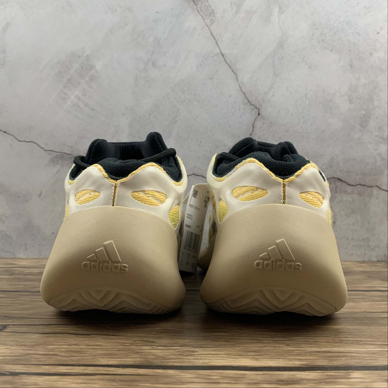 Yeezy Boost 700 - Safflower