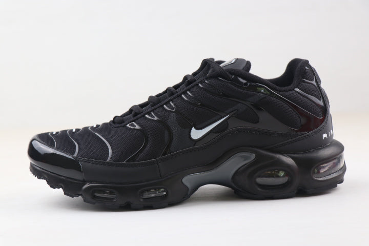 Air Max Plus - Mini Swoosh Black