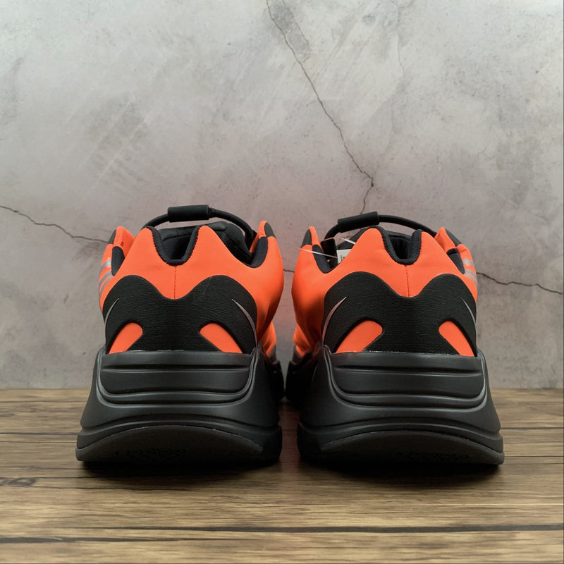 Yeezy Boost 700 - MNVN Orange