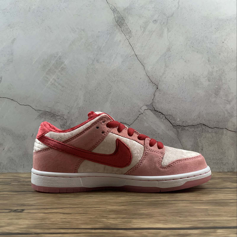 Dunk Low - StrangeLove