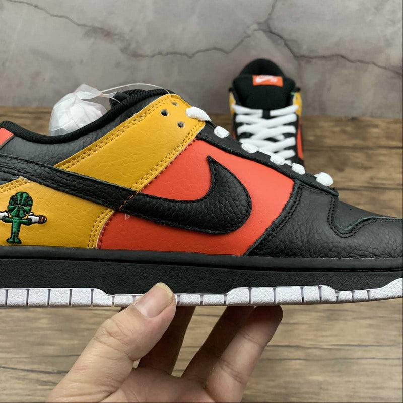 Dunk Low - Raygun