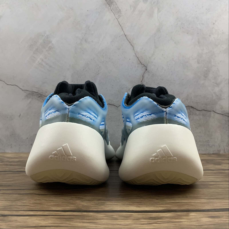 Yeezy Boost 700 - Arzareth